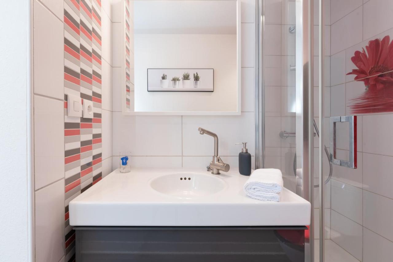 Ker Uhel - Charmant Appartement Plein Centre Saint-Renan Eksteriør bilde